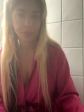 SelinaGalinsky6 online show from March 27, 9:21 am