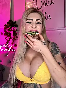 SelinaGalinsky6 online show from April 7, 8:21 pm