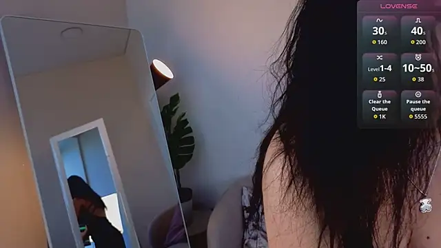 Tora Dora  online show from April 2, 5:14 am