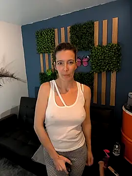 EvaliXiouss online show from March 16, 8:29 am