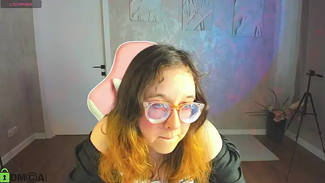 Aleks-caster online show from April 8, 9:22 am