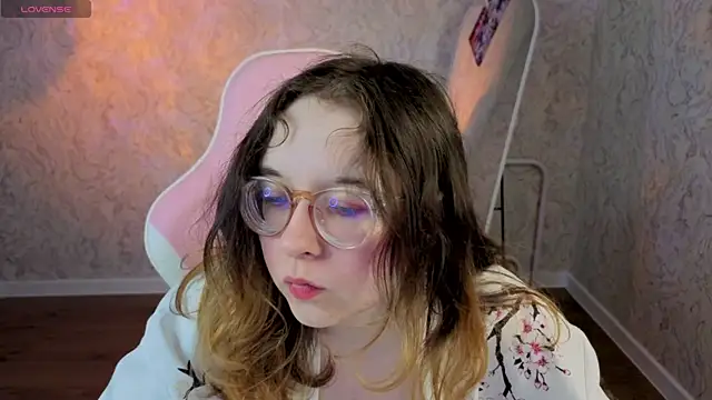 Aleks-caster online show from April 22, 9:38 am