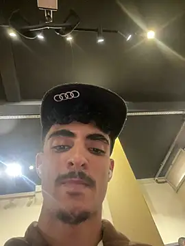 Achrafsad9i online show from April 28, 5:28 pm
