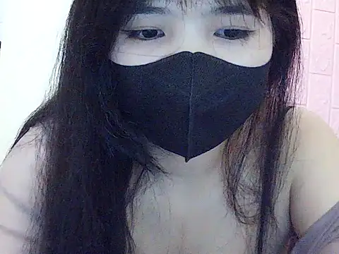 VyVy18 online show from April 4, 2:56 pm