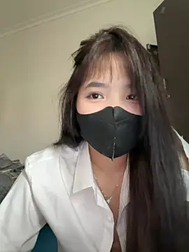 VyVy18 online show from April 20, 8:06 am