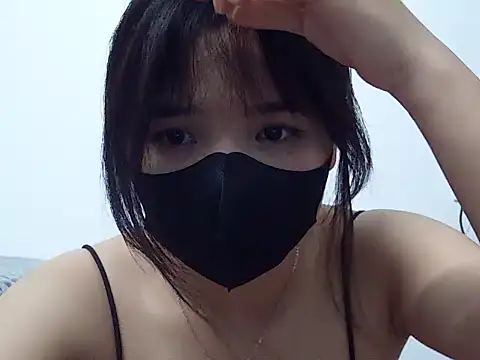 VyVy18 online show from April 16, 3:35 pm