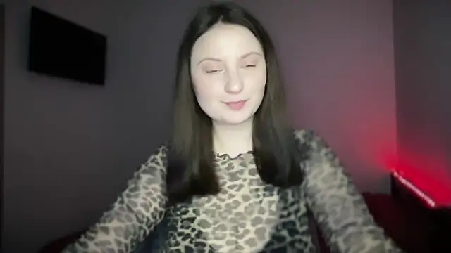 locaalise online show from April 3, 1:06 pm