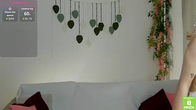 Rachel lips online show from April 21, 9:05 am