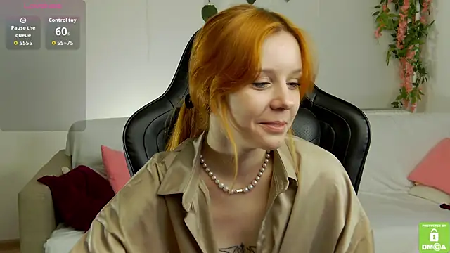 Rachel lips online show from May 3, 9:03 am