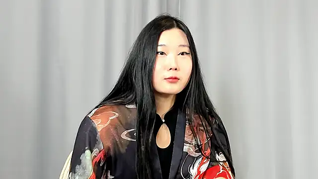 TamekiaVanakin online show from March 12, 1:15 pm