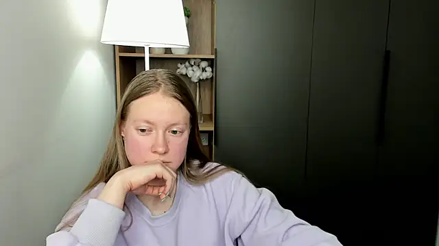 LashandaDevoto online show from March 13, 9:47 am