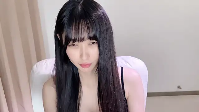xiaooyee online show from May 20, 1:52 pm