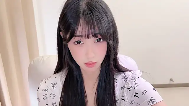 xiaooyee online show from May 9, 1:25 pm