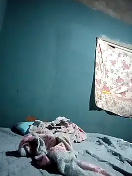 putinha1745 online show from March 13, 8:08 am