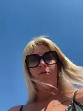 AtomBlondy online show from May 9, 6:50 am