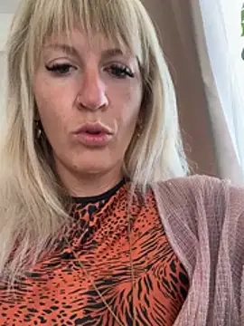 AtomBlondy online show from April 22, 12:12 pm