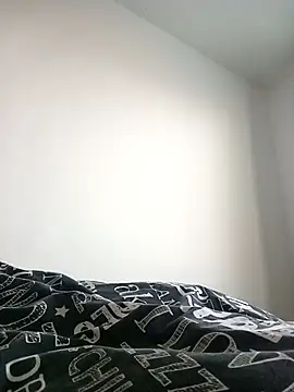 Puma818181 online show from March 12, 5:13 am