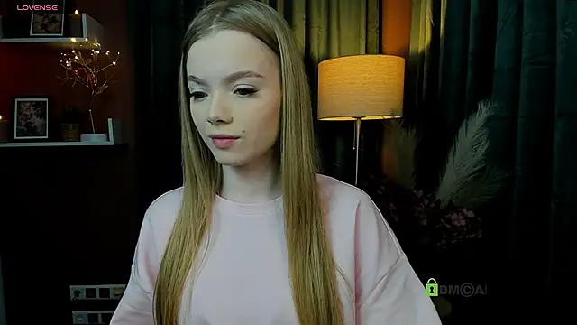 maddy moah online show from April 10, 5:03 am