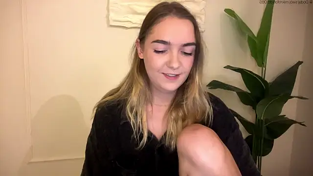 RoxyWet online show from May 31, 12:22 pm