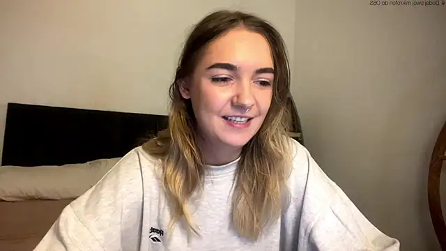 RoxyWet online show from May 1, 12:43 pm