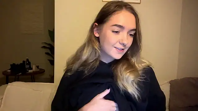 RoxyWet online show from June 9, 11:44 am