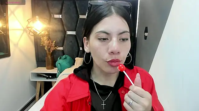 Abril Fox   online show from May 19, 6:59 pm