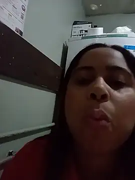 Snapshot of gatinha20257 chatting on July 3, 7:09 pm gatinha20257 online show from July 3, 7:09 pm