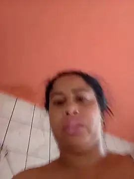 gatinha20257 online show from May 18, 1:16 pm