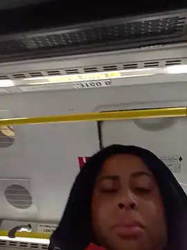 gatinha20257 online show from May 23, 3:44 pm