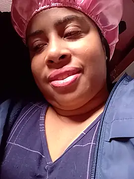 gatinha20257 online show from May 21, 3:31 pm