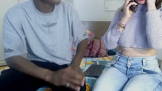 Ebony N Blonde online show from April 10, 12:06 am