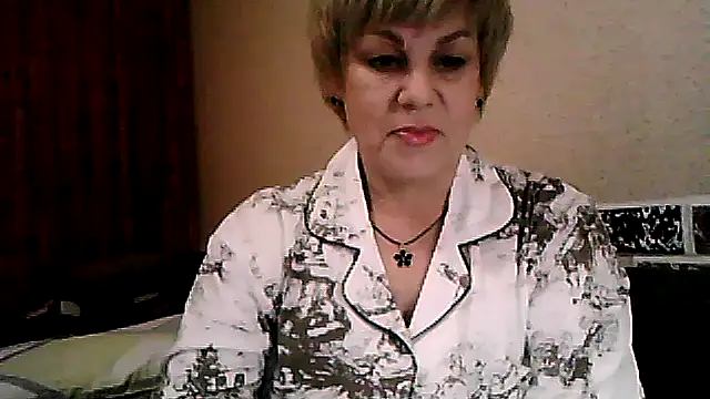 Snapshot of TatkaYang chatting on April 3, 7:42 pm TatkaYang online show from April 3, 7:42 pm