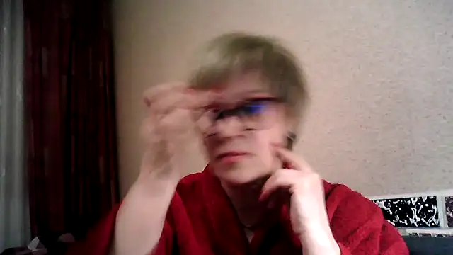 TatkaYang online show from March 13, 8:03 pm