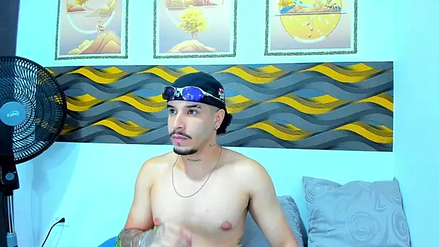 Leon Hotx online show from April 21, 7:31 pm