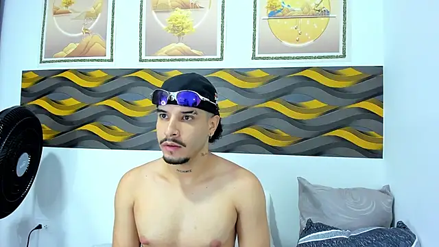 Leon Hotx online show from April 16, 2:34 am