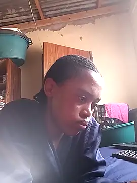 Snapshot of GoodinbedAfricanXXx chatting on March 14, 11:27 am GoodinbedAfricanXXx online show from March 14, 11:27 am