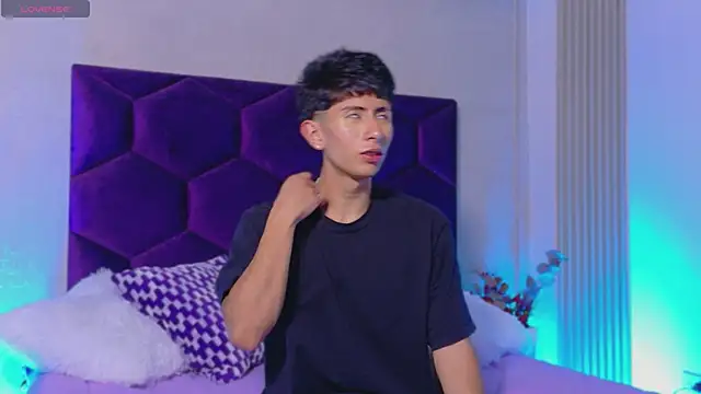 AndyJustgame  online show from May 25, 6:23 am