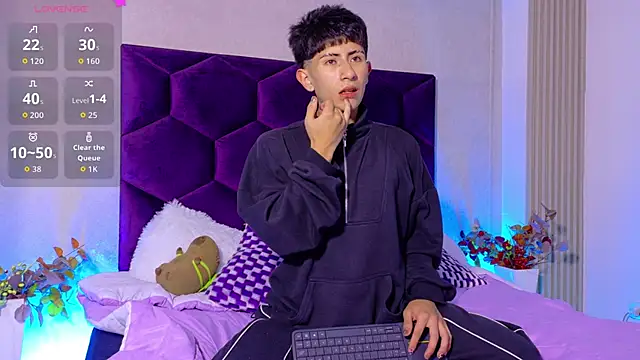 AndyJustgame  online show from May 17, 5:07 am