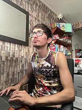 jhosuamoore online show from July 21, 8:21 pm