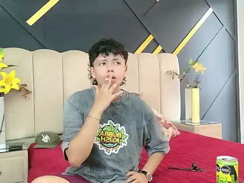 NikiEvanz online show from April 30, 8:27 pm
