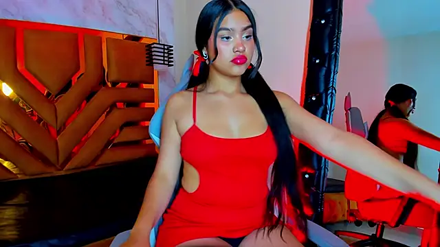 Scaarlett doll online show from March 13, 4:23 pm