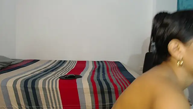 MichellDeLaTorre69 online show from May 19, 2:40 am