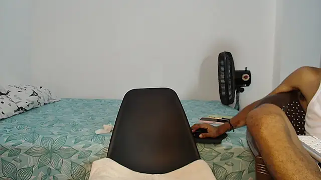 MichellDeLaTorre69 online show from June 15, 11:48 pm