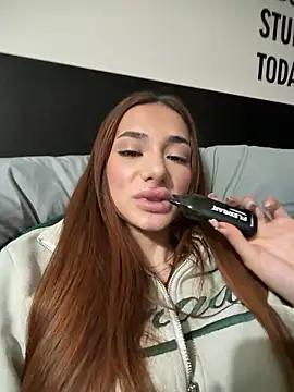 Snapshot of MiilaStarr chatting on March 14, 12:38 am MiilaStarr online show from March 14, 12:38 am