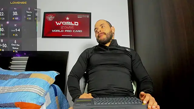 Axel Dominus online show from April 19, 1:06 am