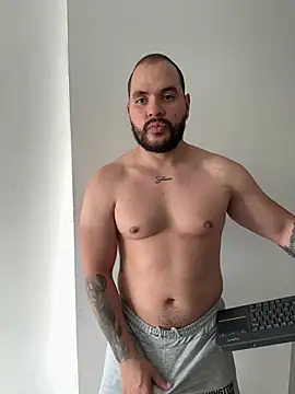 Snapshot of Axel_Dominus chatting on May 23, 6:07 pm Axel Dominus online show from May 23, 6:07 pm