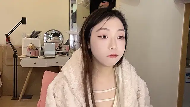 Lucky guoguo1 online show from March 27, 5:36 pm