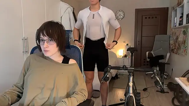 NanaVeel online show from March 31, 10:39 am