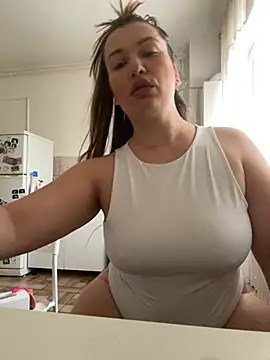 SweetCurvess online show from March 19, 12:49 pm