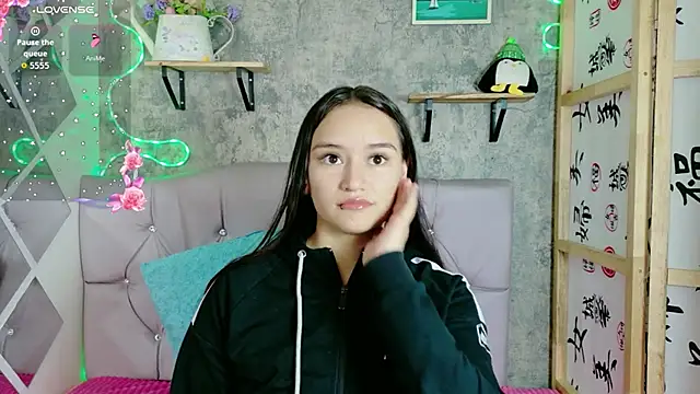 Sophia xoxo1 online show from April 6, 1:23 pm